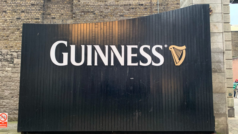 Dans les coulisses de la fabrication de la Guinness à Dublin : Slaìnte !